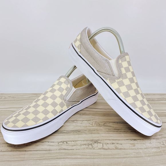 Vans Shoes - VANS CLASSIC SLIP ON (WOMEN'S 8.0 | MEN’S 6.5)